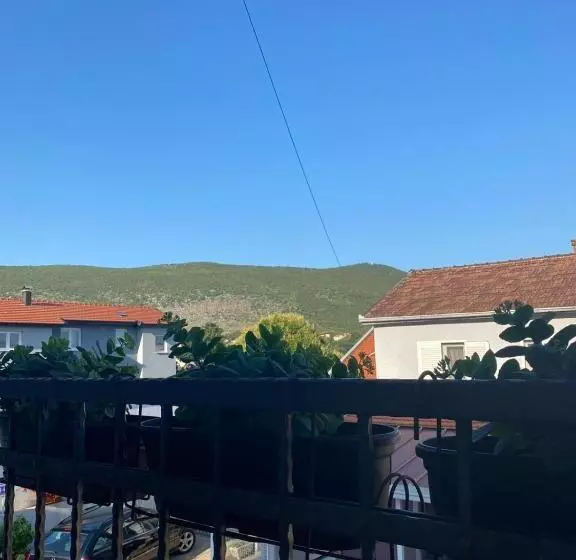 تختخواب و صبحانه Maća I Ante Pavlović