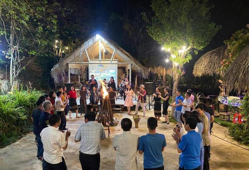 هتل Khu Du Lịch Sinh Thái Akoea