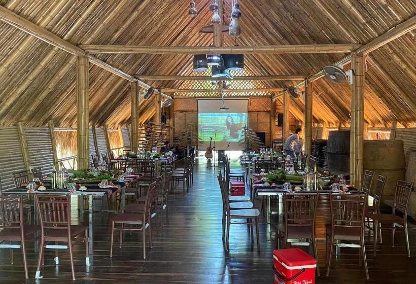 هتل Khu Du Lịch Sinh Thái Akoea