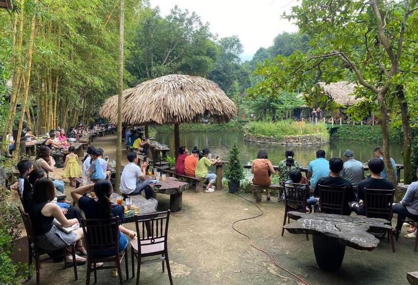 هتل Khu Du Lịch Sinh Thái Akoea