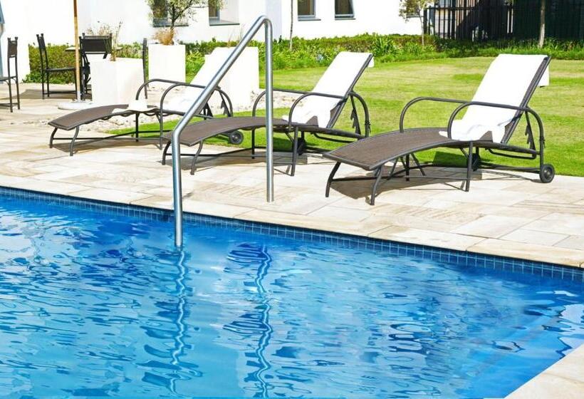 ホテル The Ridgepoint