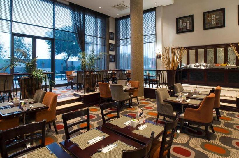 ホテル The Ridgepoint