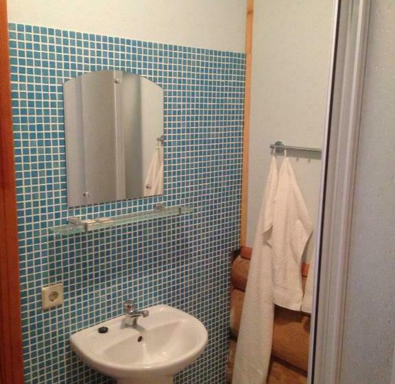 膳宿费 Turaidas Zieds