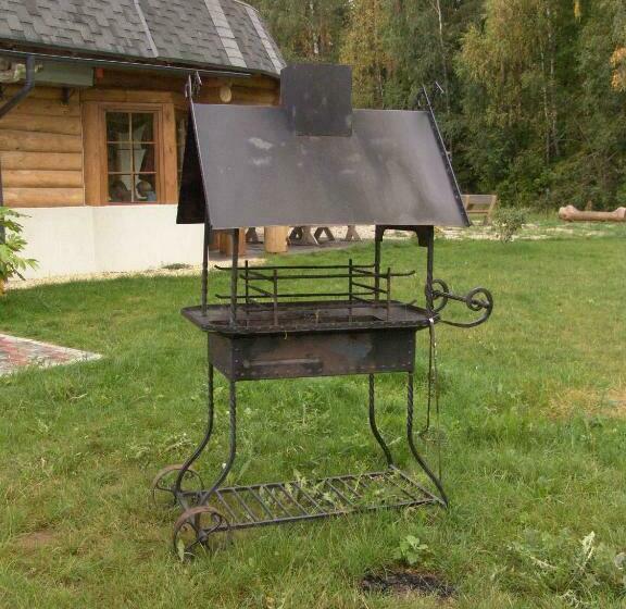 膳宿费 Turaidas Zieds