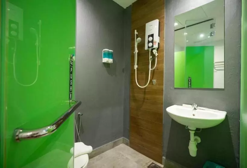 Apollo Inn   Hostel