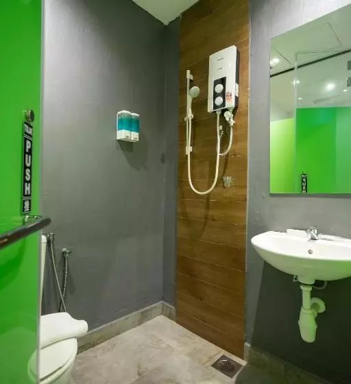 Apollo Inn   Hostel
