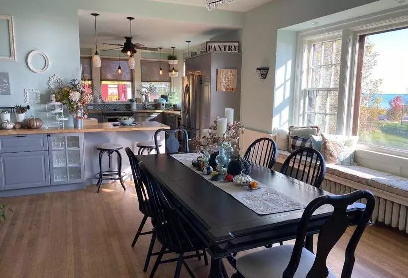 צימר Lochnaiar Inn