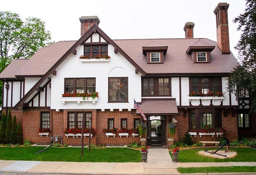 ベッドアンドブレックファースト Lochnaiar Inn