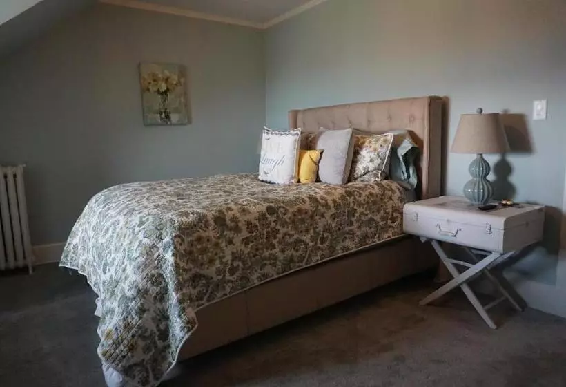 צימר Lochnaiar Inn