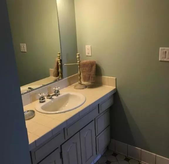 צימר Lochnaiar Inn