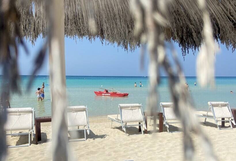 צימר Masseria Messapia Wine Resort & Spa