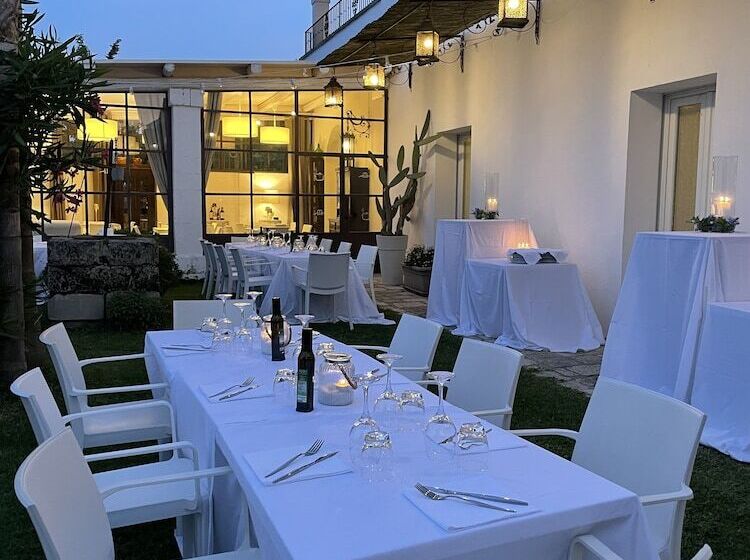 צימר Masseria Messapia Wine Resort & Spa