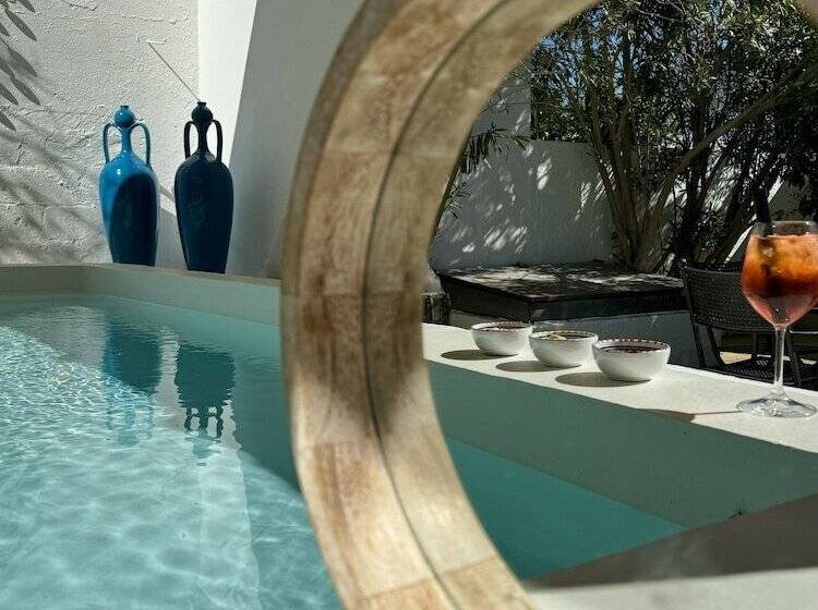 צימר Masseria Messapia Wine Resort & Spa