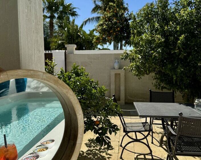 צימר Masseria Messapia Wine Resort & Spa