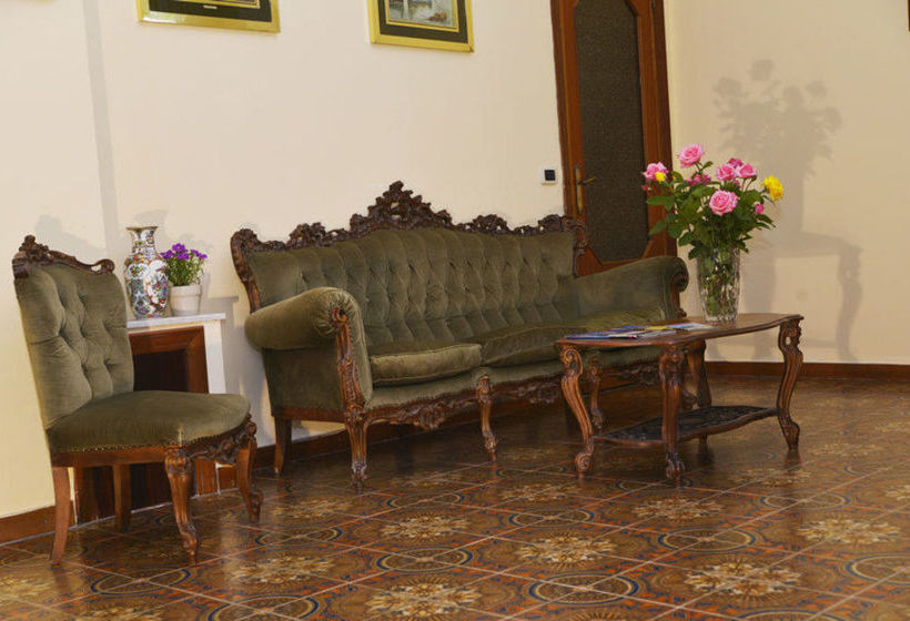 مبيت وإفطار Villa Sole Dell'etna