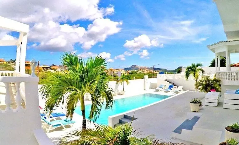 Champartments Villa & Apartments Cristal