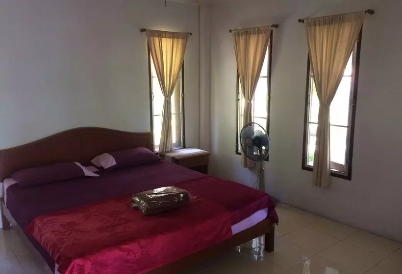 Hotelli Baan Leelawadee