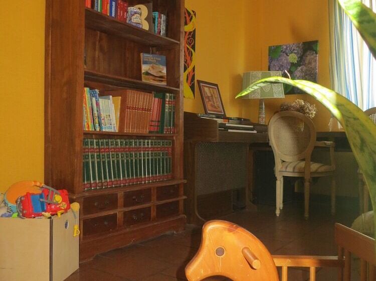 בית מלון כפרי Girasole