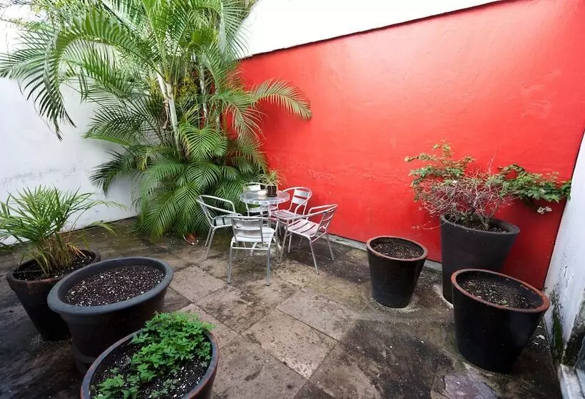 בית מלון כפרי H Americas