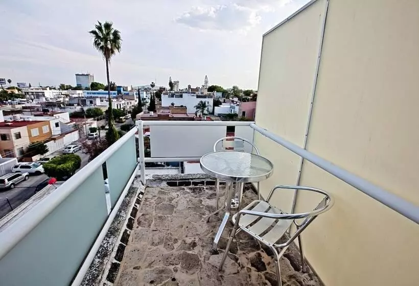 בית מלון כפרי H Americas