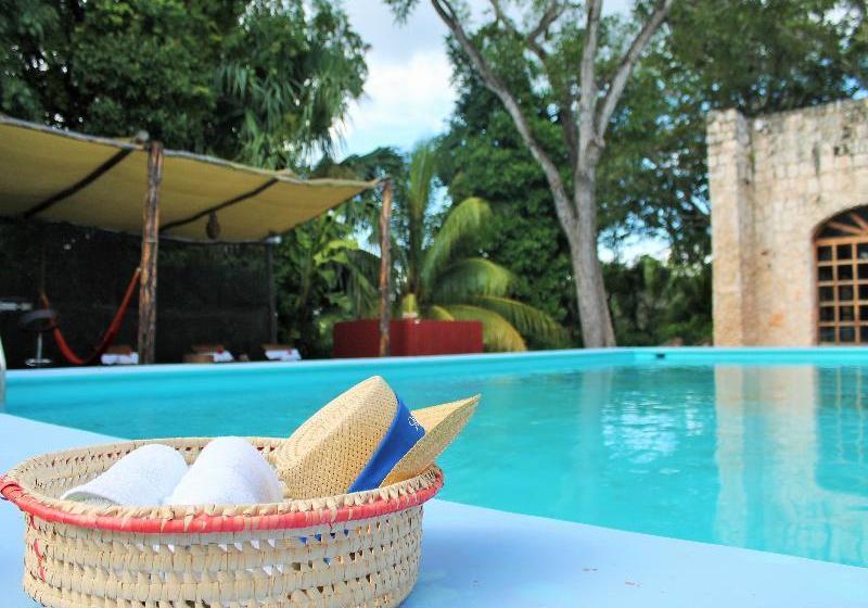 Hotel Hacienda Blanca Flor