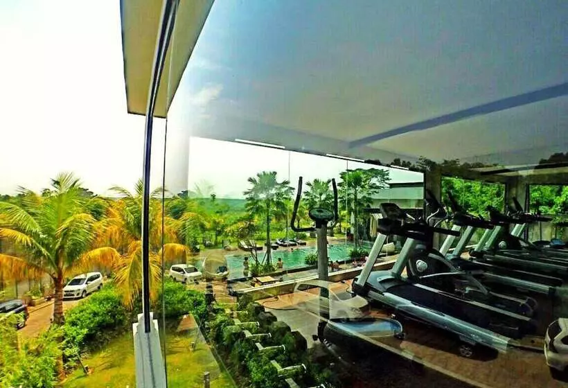 호텔 Harper Purwakarta By Aston