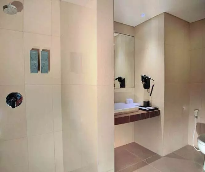 호텔 Harper Purwakarta By Aston