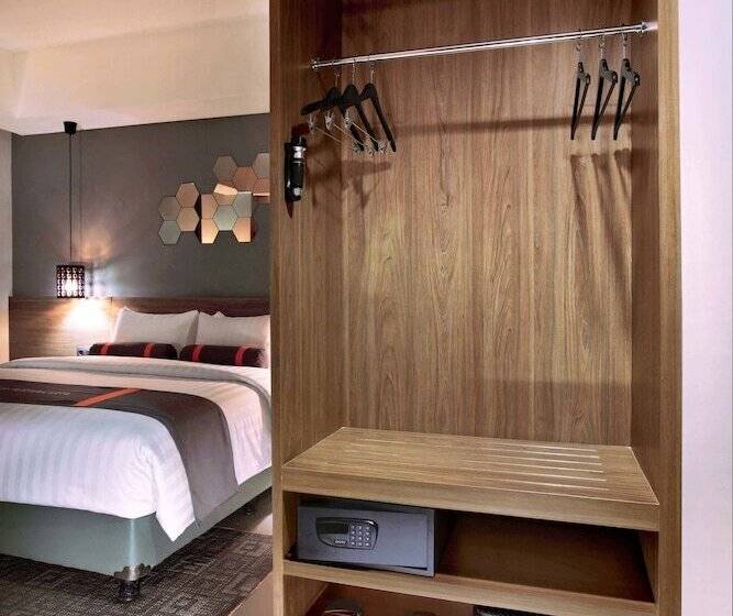 Szálloda Harper Purwakarta By Aston