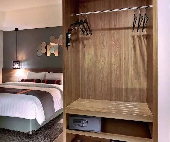 호텔 Harper Purwakarta By Aston