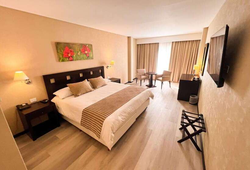 Hotel Howard Johnson By Wyndham Funes