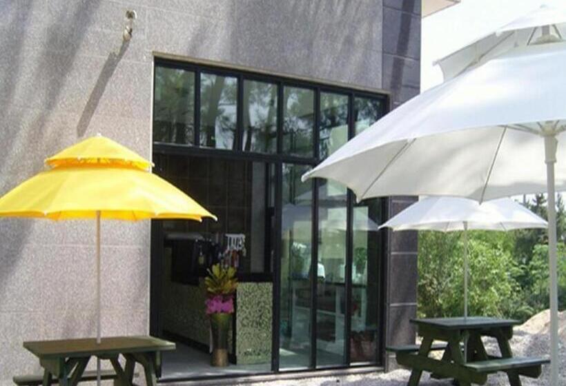 בית מלון כפרי Mangsang Haeorum Family