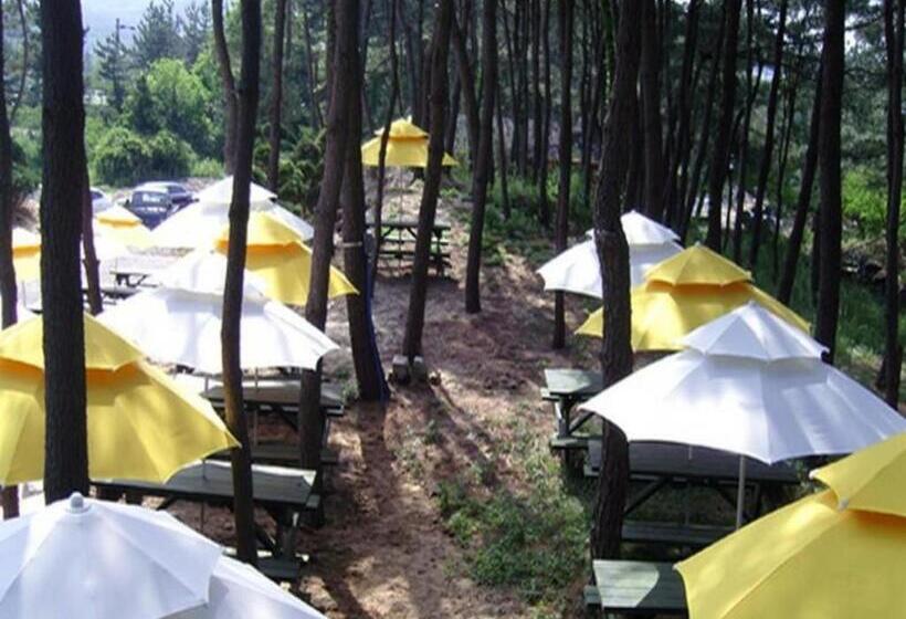 בית מלון כפרי Mangsang Haeorum Family