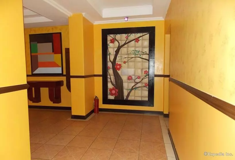 Mo2 Westown Hotel Mandalagan