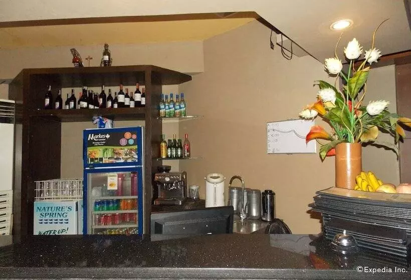 Mo2 Westown Hotel Mandalagan