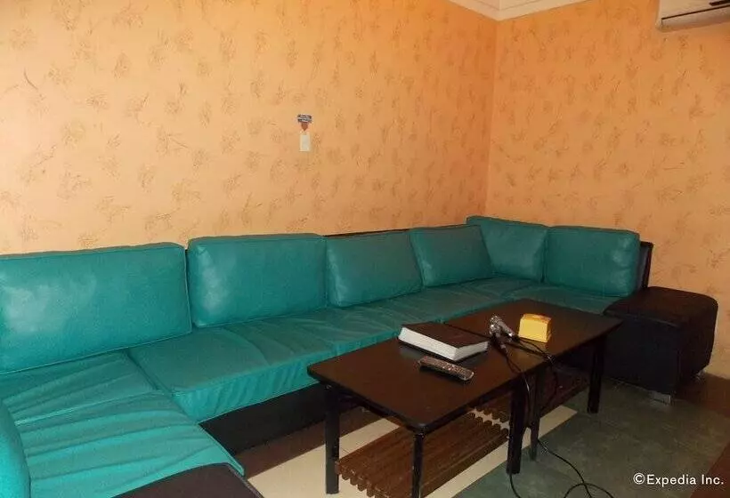 Mo2 Westown Hotel Mandalagan