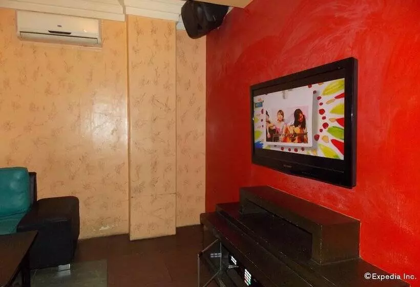 Mo2 Westown Hotel Mandalagan