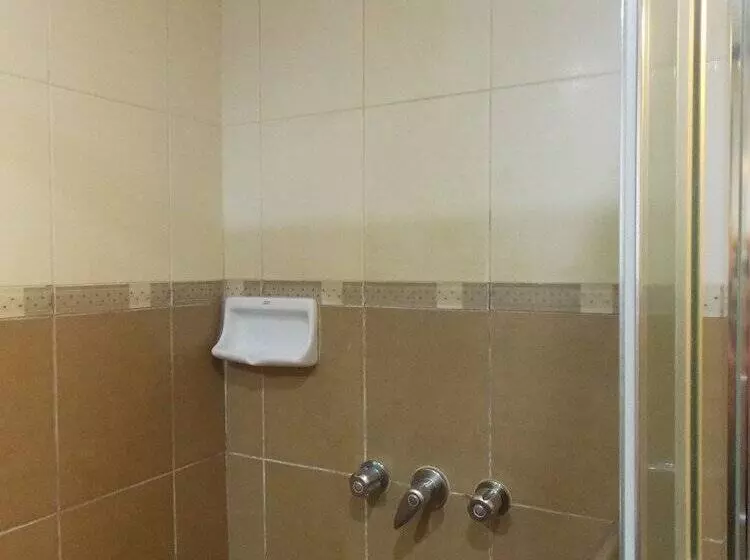 Mo2 Westown Hotel Mandalagan