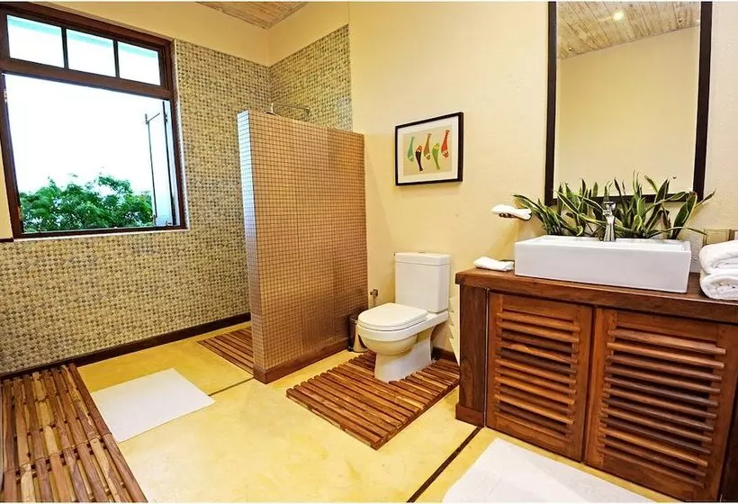 Hotel Nikara Yala Beach Villas