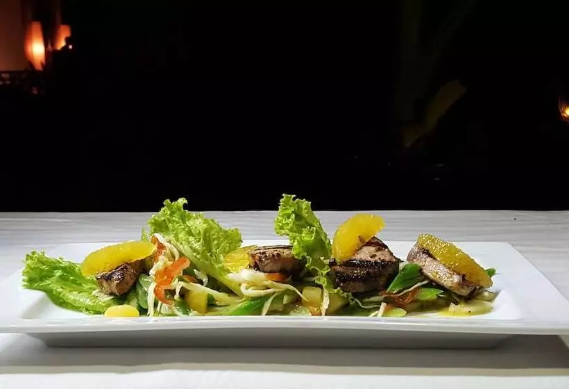 Hotel Nikara Yala Beach Villas