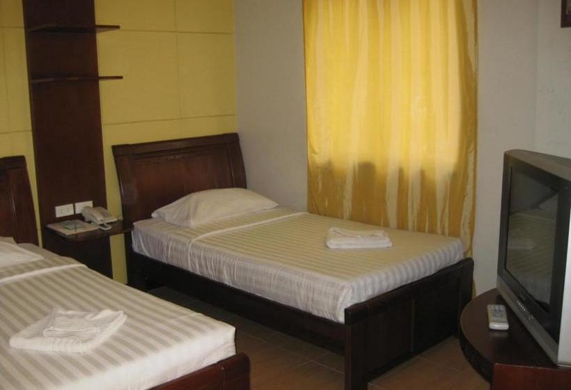 هتل One Lourdes Dormitel