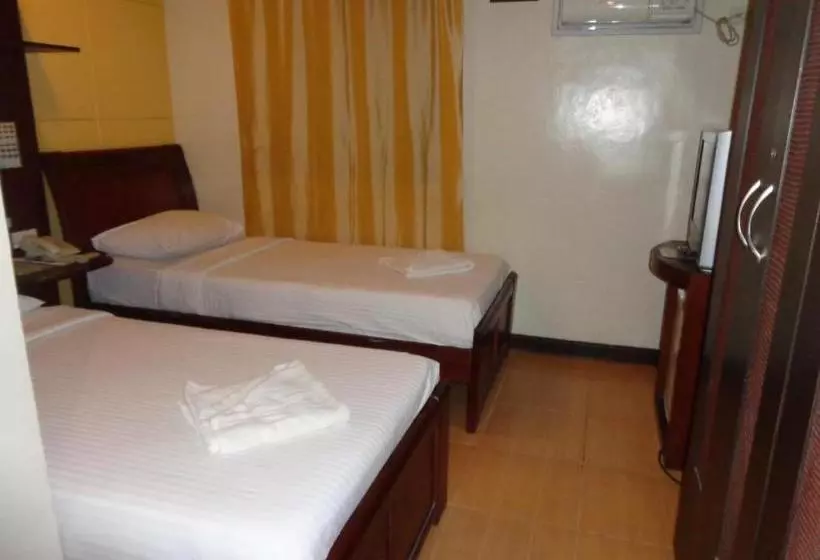 Hotel One Lourdes Dormitel