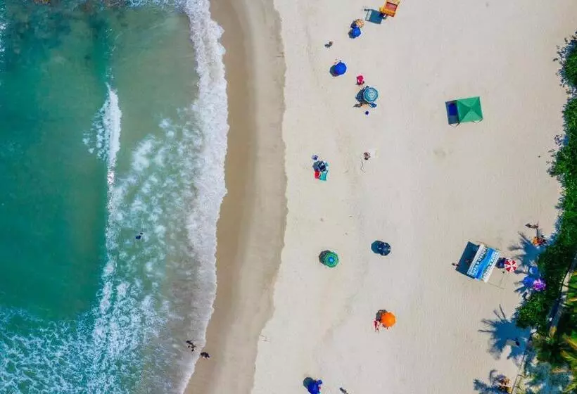 هتل Pousada Azul Banana   Camburi