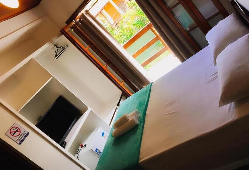 هتل Pousada Azul Banana   Camburi