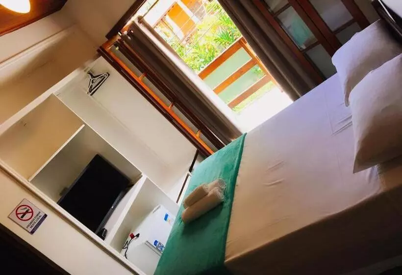 هتل Pousada Azul Banana   Camburi