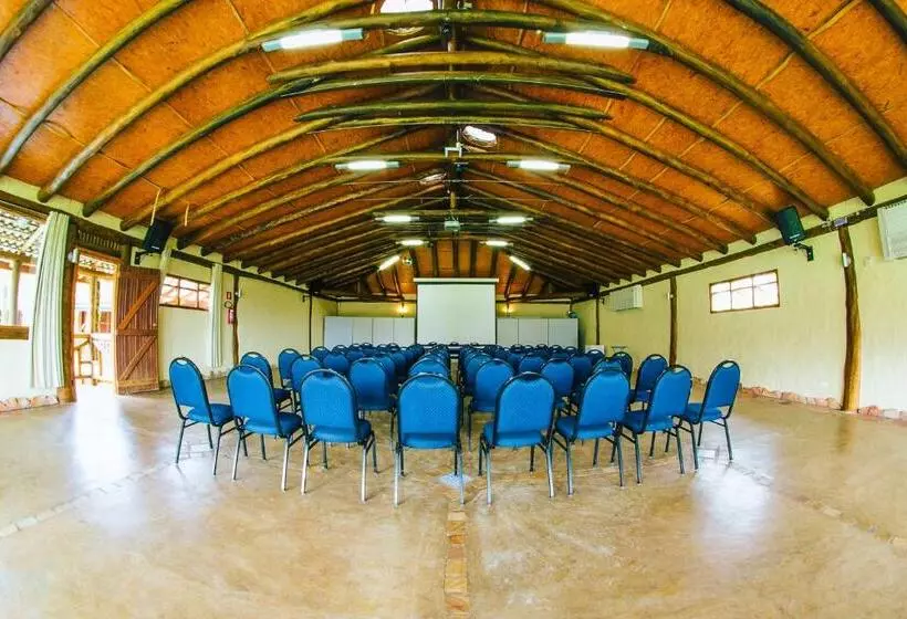 ホテル Pousada Tambayba