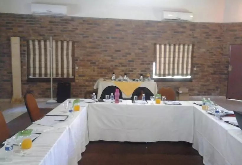 هتل Sethule Lodge