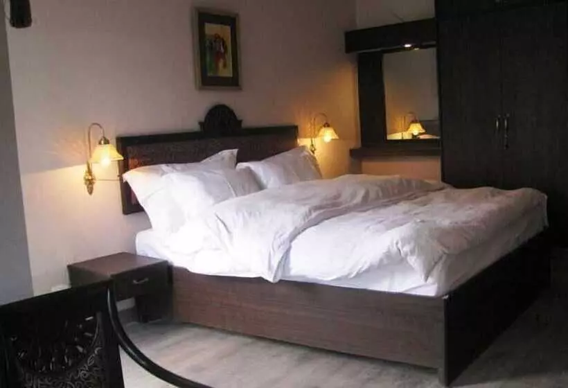 호텔 The Citadel Resorts,jiya