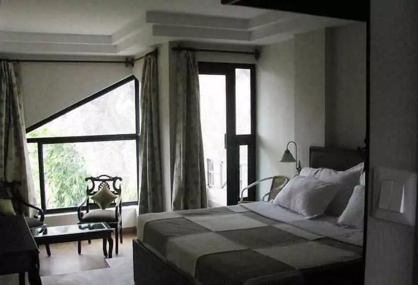 호텔 The Citadel Resorts,jiya