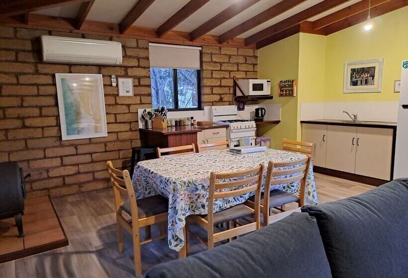 Отель Yelverton Brook Conservation Sanctuary