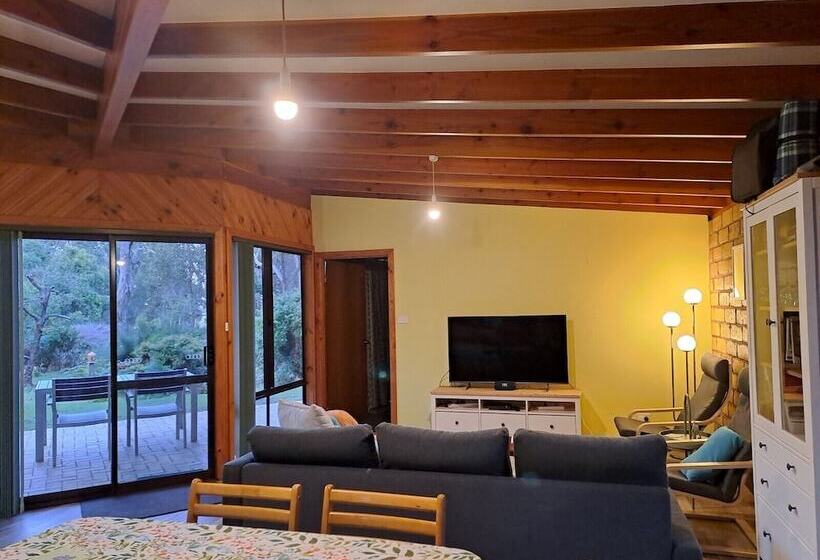 Отель Yelverton Brook Conservation Sanctuary